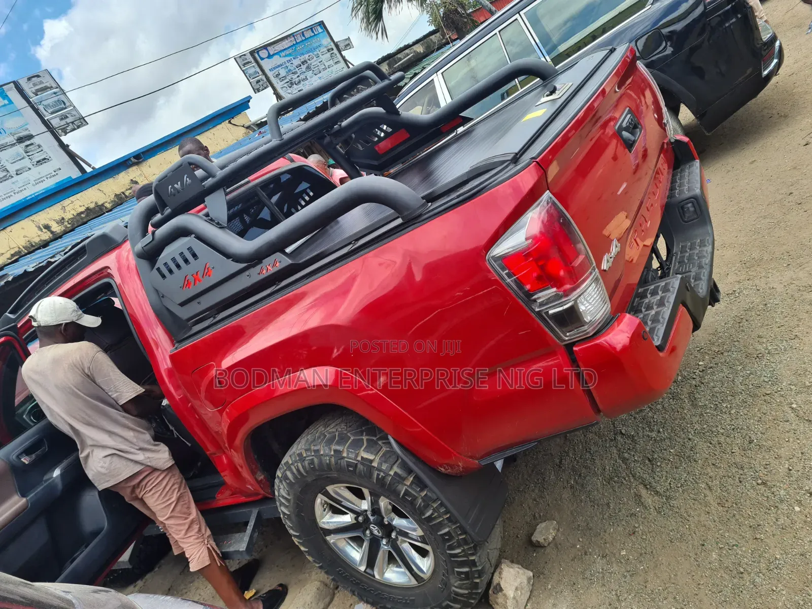 Manual Rolling Boot Cover With Off-Road 4x4 Bar for Tacoma ":$#