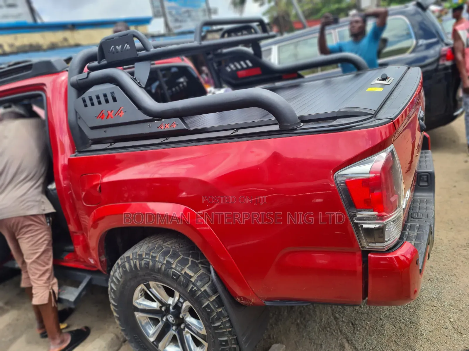 Manual Rolling Boot Cover With Off-Road 4x4 Bar for Tacoma ":$#