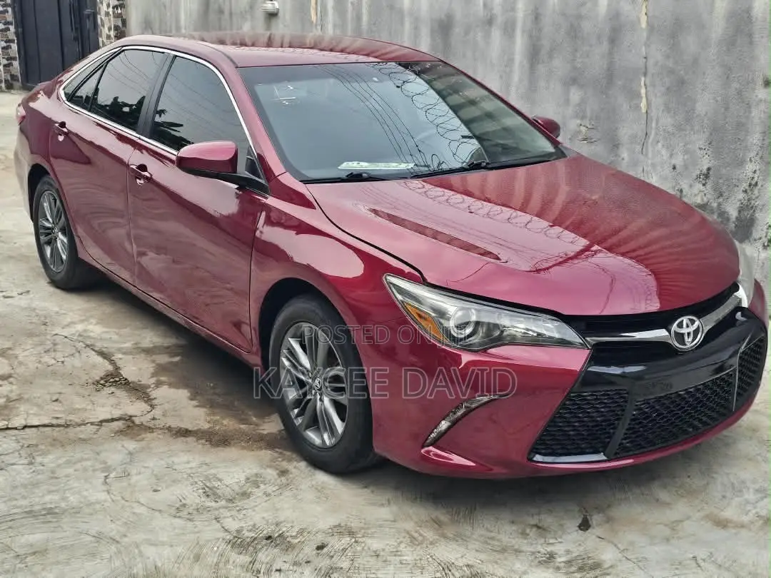 Toyota Camry SE 4dr Sedan (2.5L 4cyl 6A) 2015 Burgundy