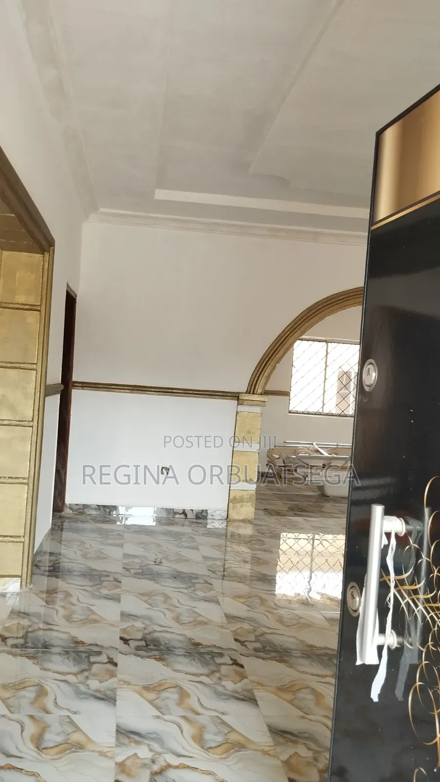 7bdrm Bungalow in Jos for rent