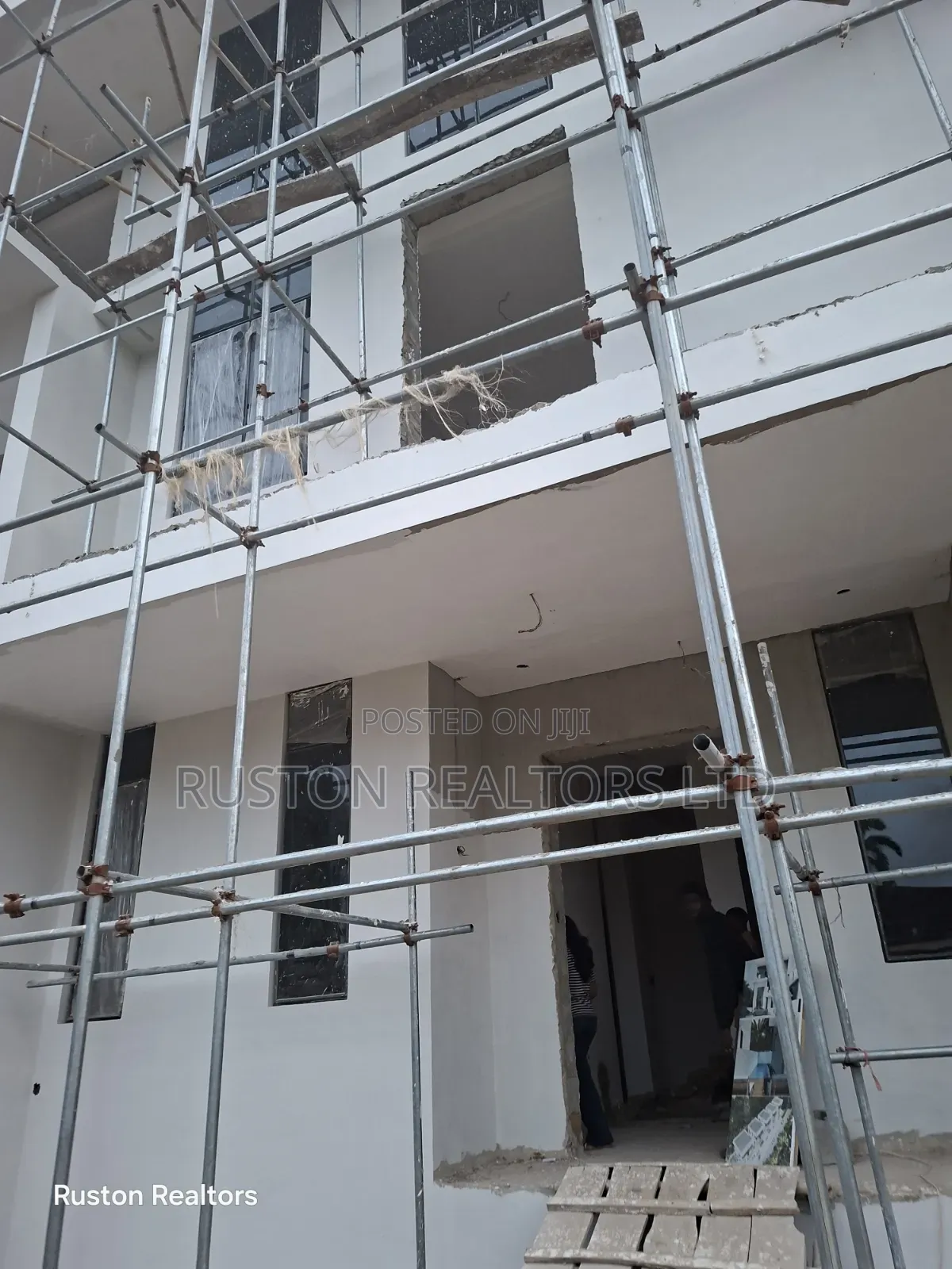 4bdrm Duplex in Ikeja GRA for Sale