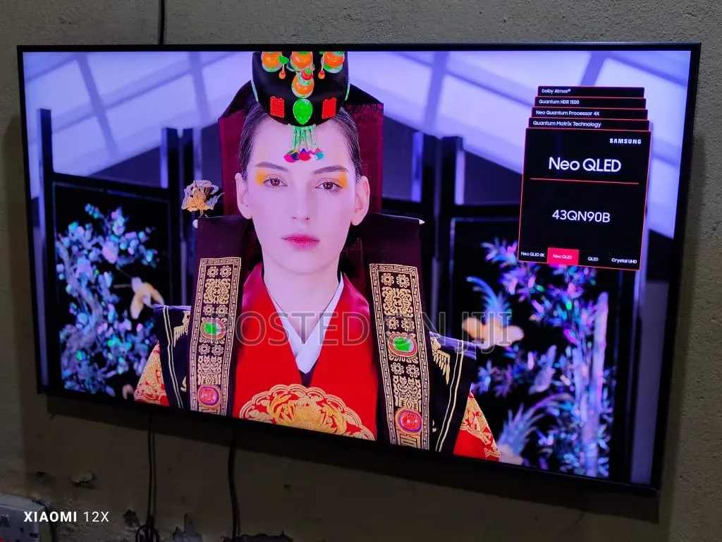 43" Samsung Neo Qled 4k Qn90b Bezel-Less Screen Gaming Smart TV 2022