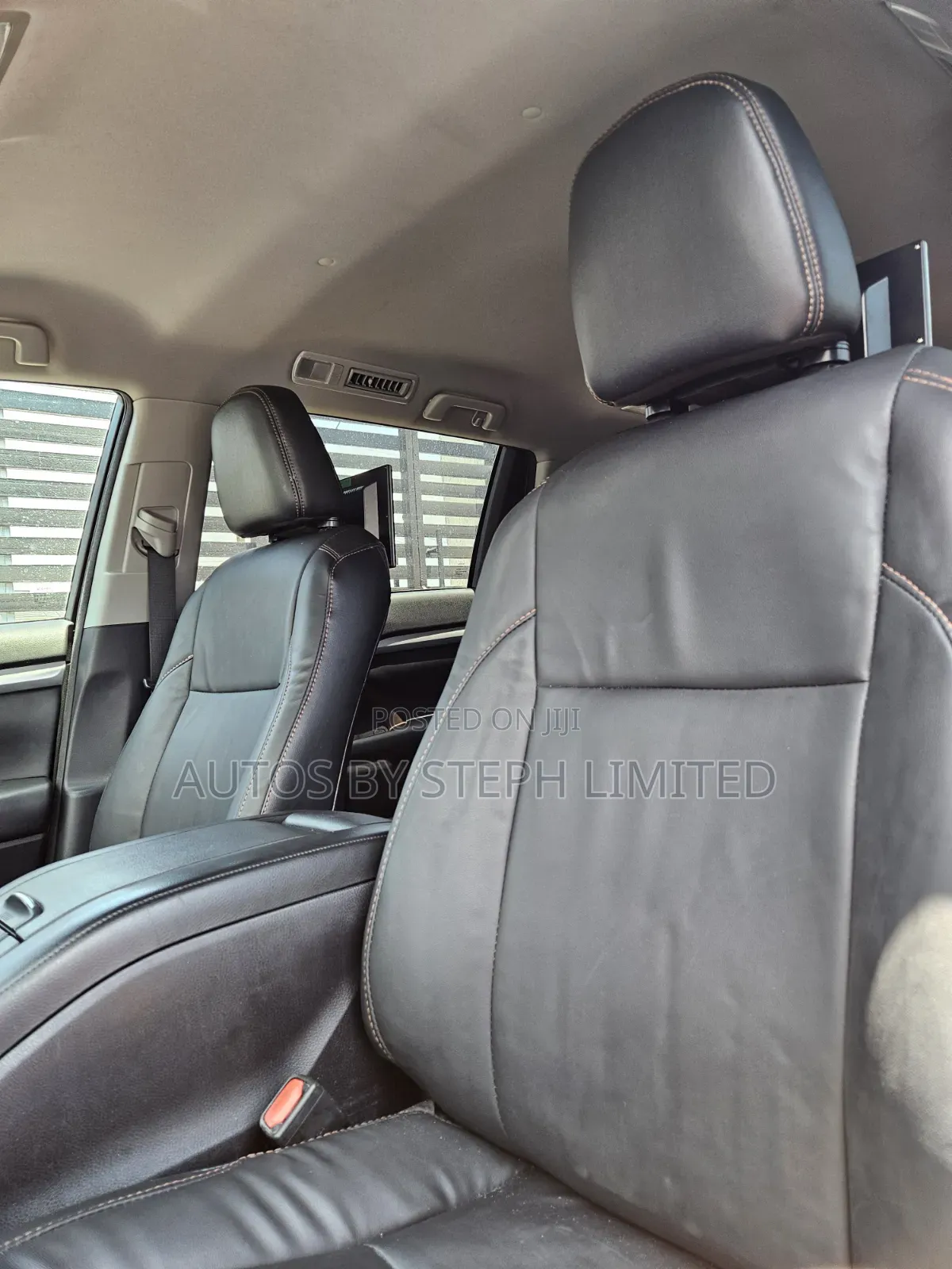 Toyota Highlander LE 4x4 V6 (3.5L 6cyl 8A) 2017 Black