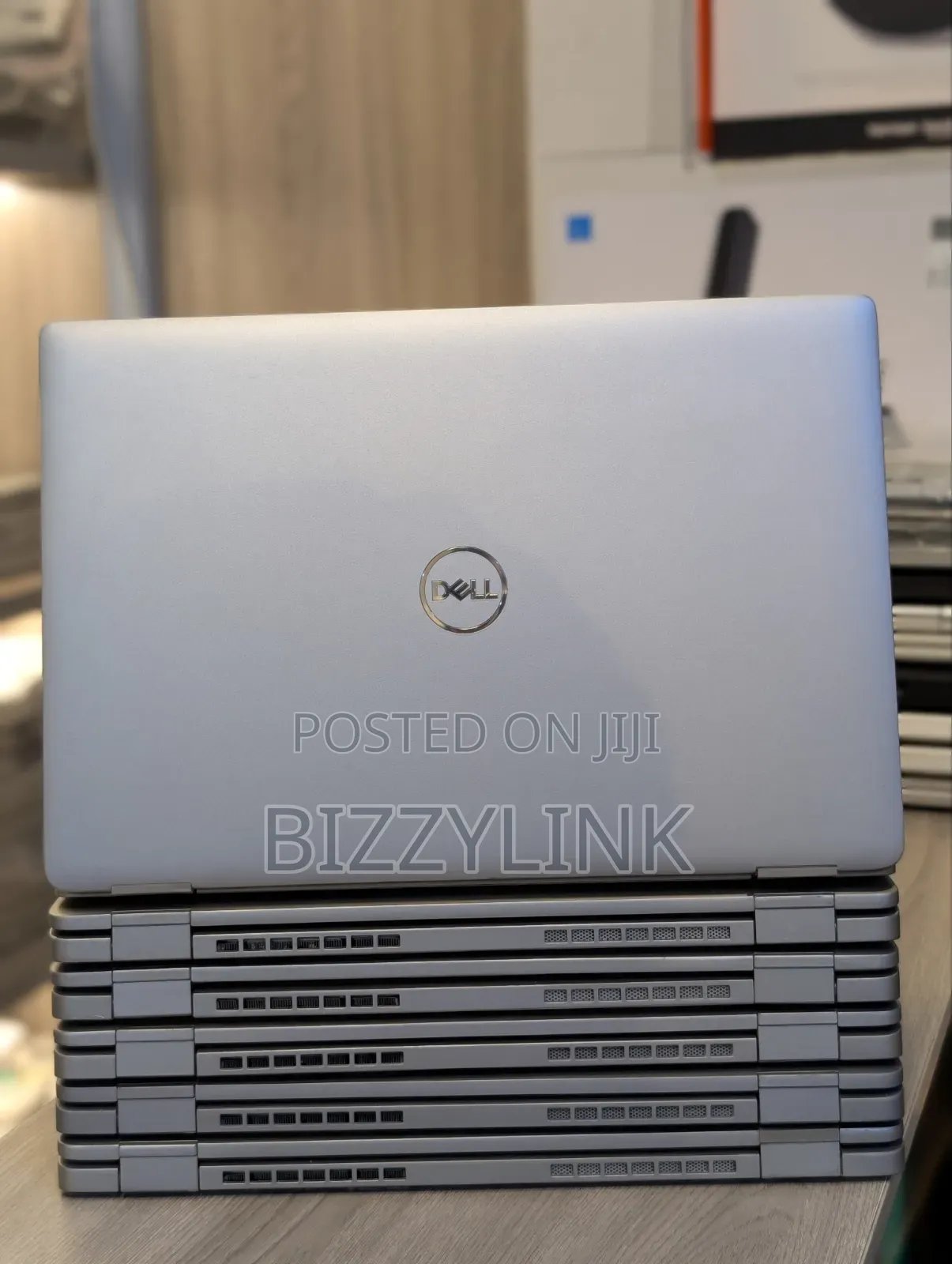 Laptop Dell Latitude 5320 16GB Intel Core i7 SSD 512GB