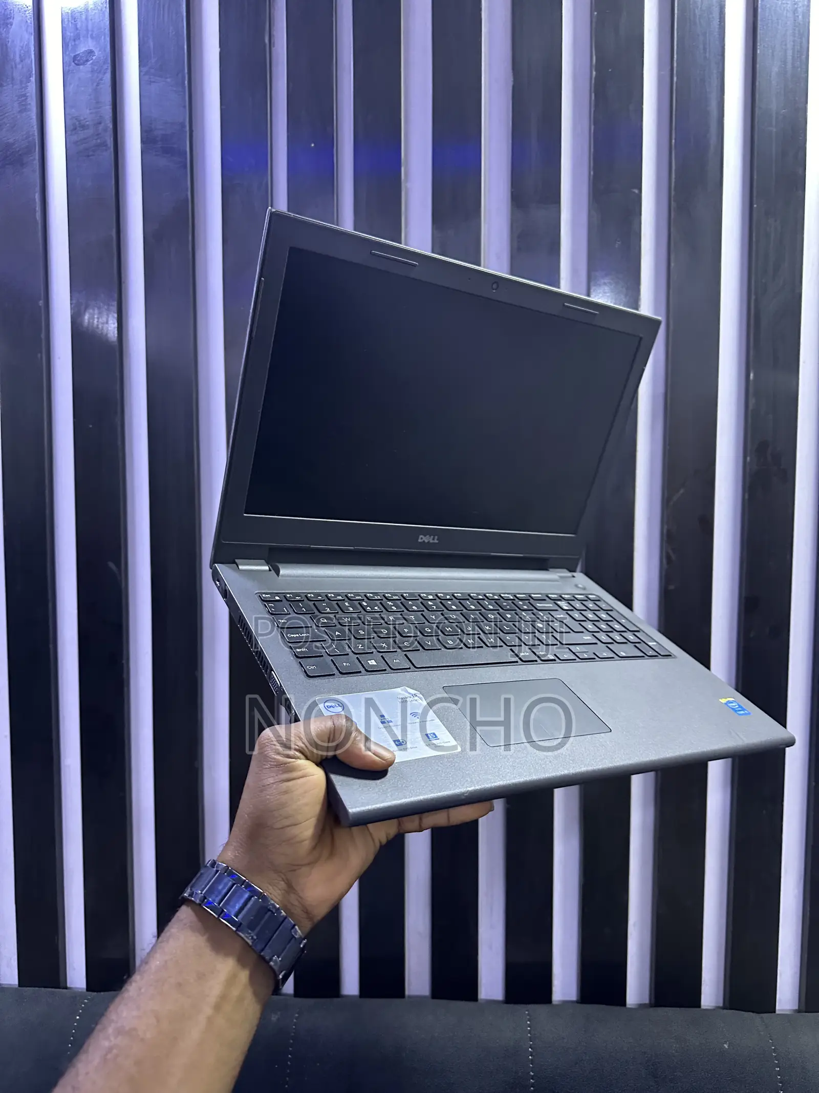 Laptop Dell Vostro 15 3000 4GB Intel Core i5 HDD 500GB