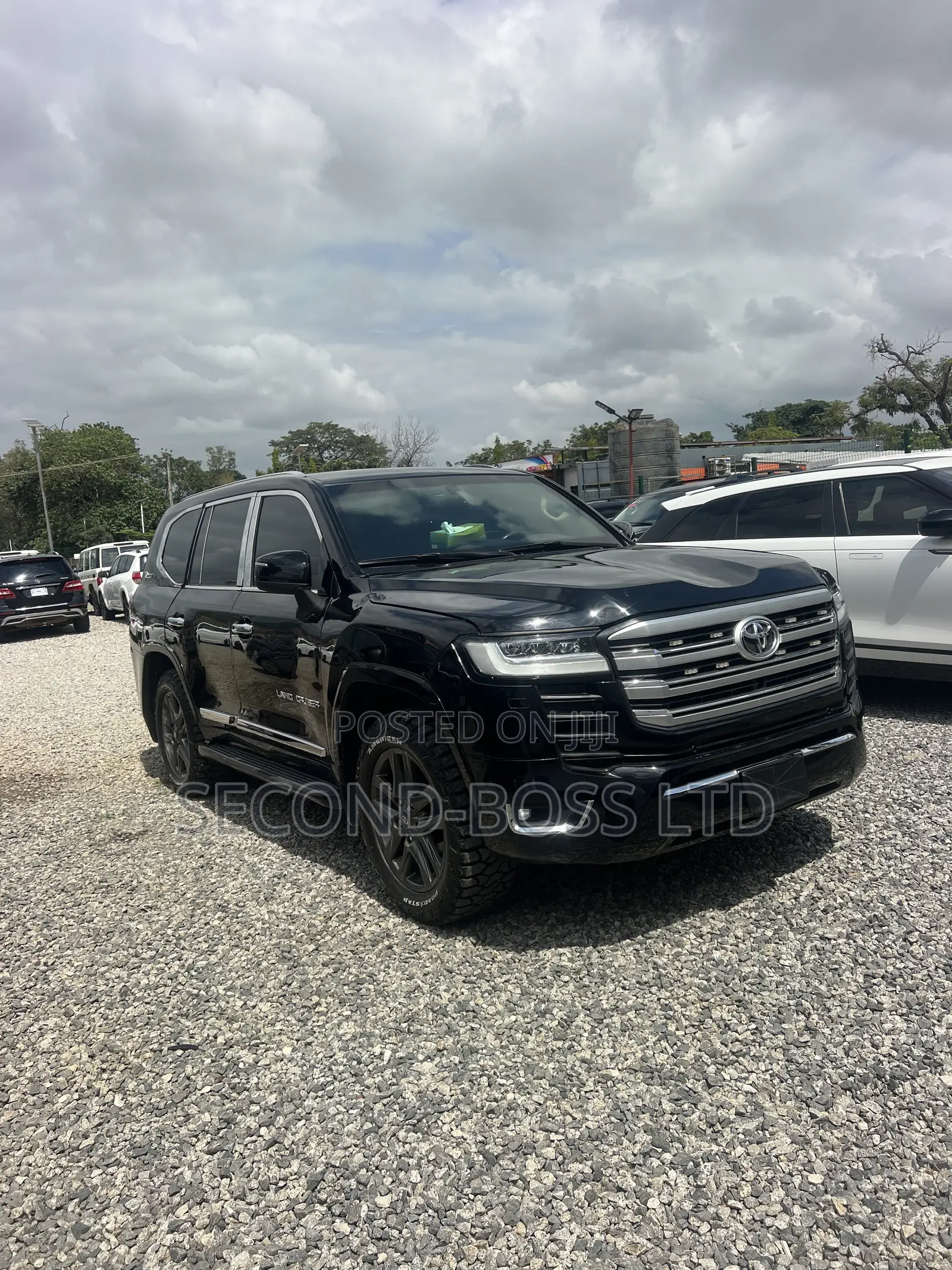 Toyota Land Cruiser 5.7 V8 VX-S 2013 Black
