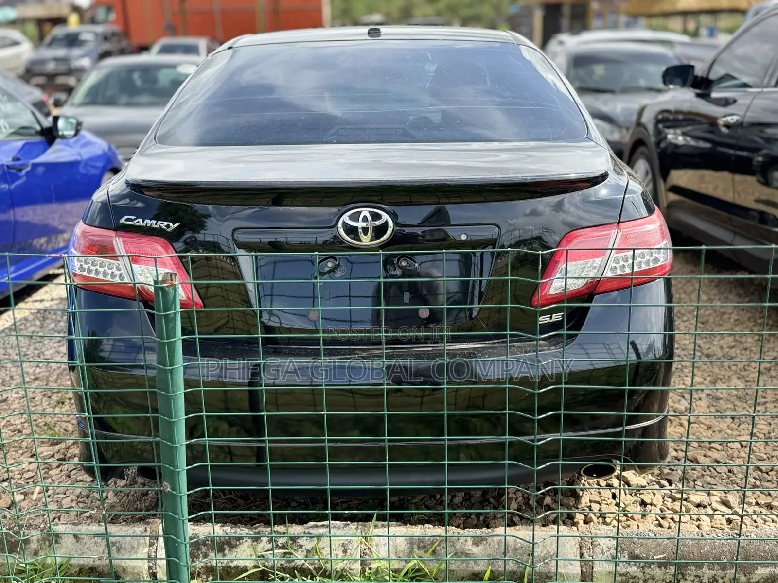 Toyota Camry SE 4dr Sedan (2.5L 4cyl 6A) 2011 Black