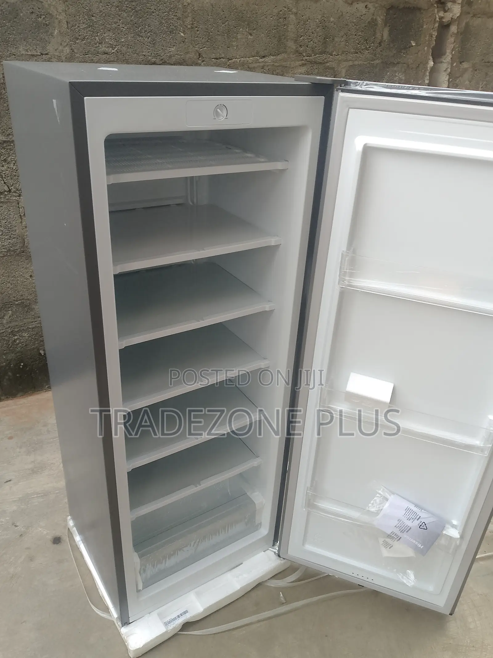 Hisense 190L Standing Freezer – Food Storage Solution