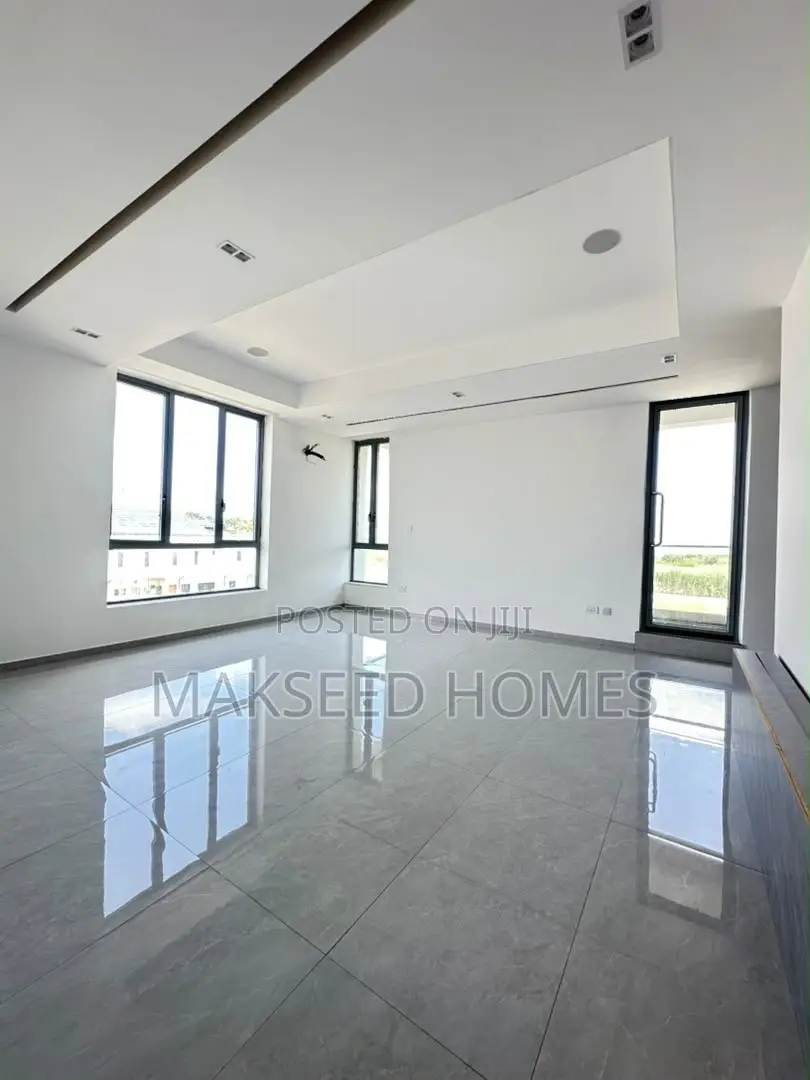 5bdrm Duplex in Ikoyi for sale