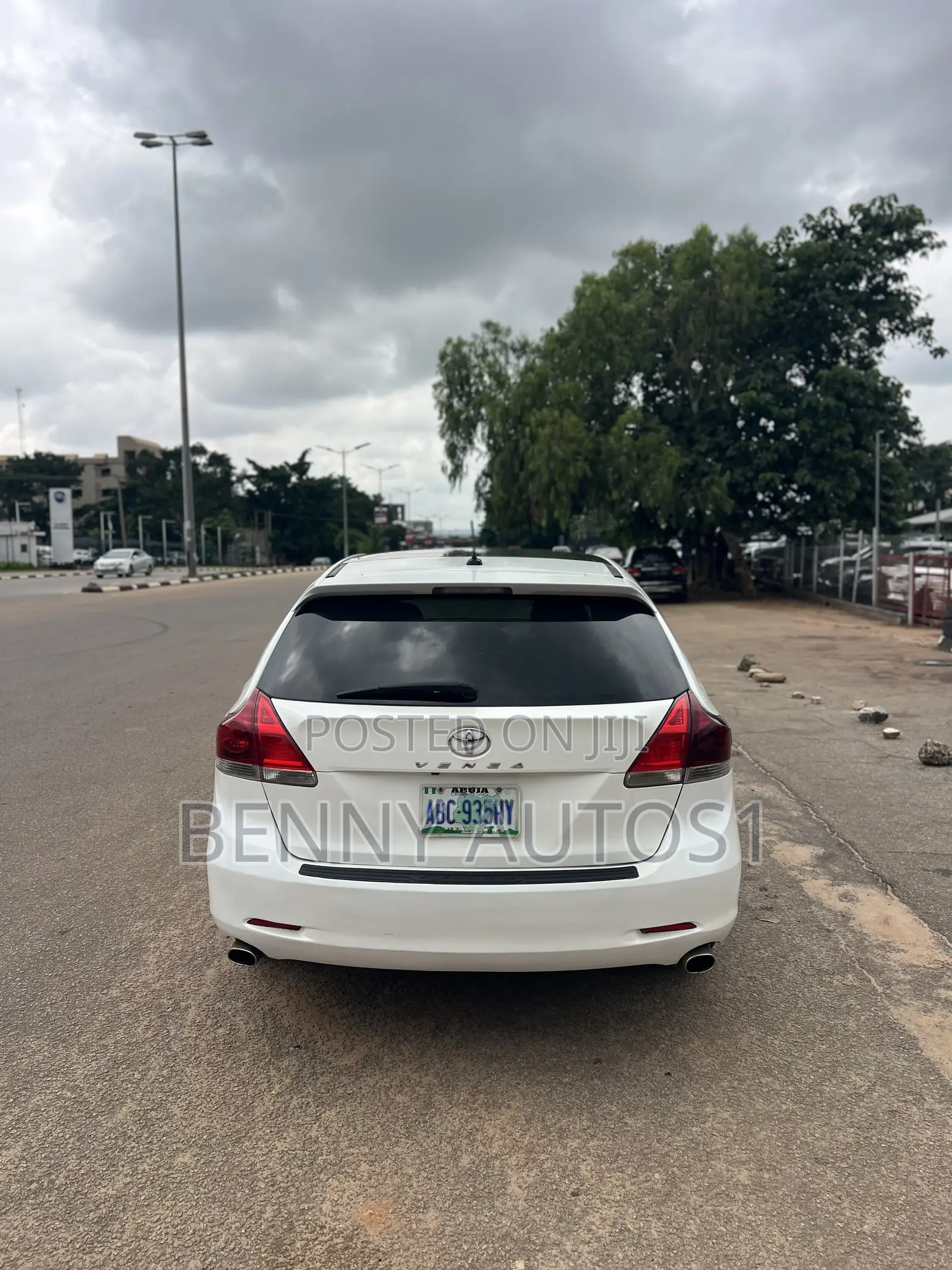 Toyota Venza Limited 2010 White