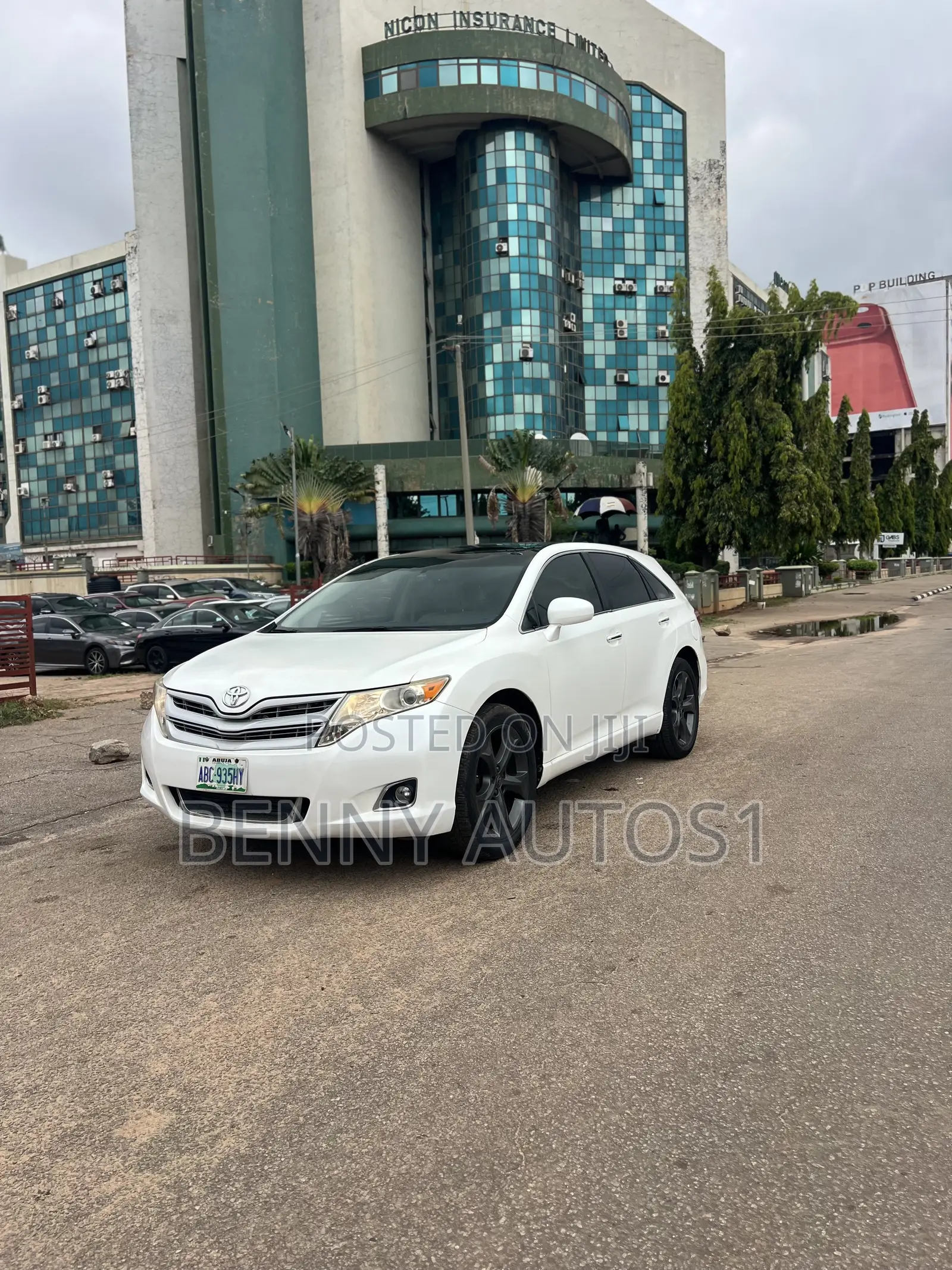Toyota Venza Limited 2010 White