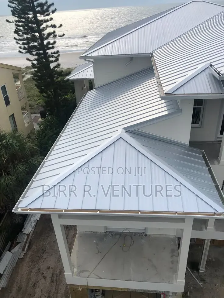 Neat Aluminium Roof Installation