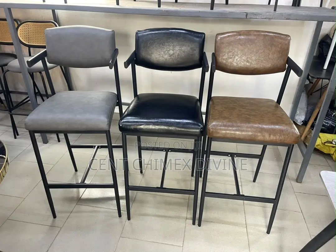 Quality Bar Stool With Arms