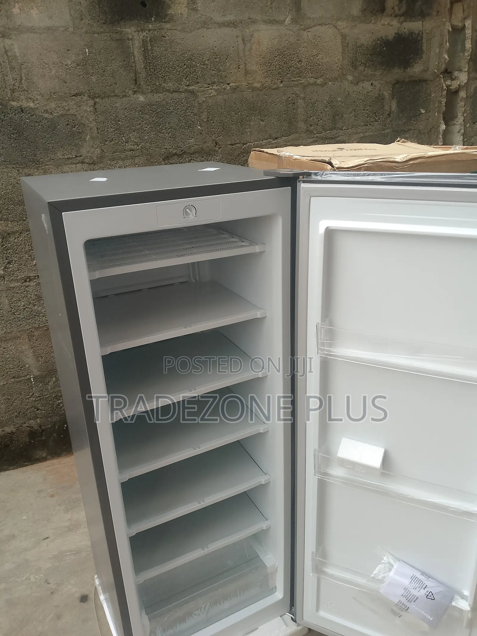 Hisense Standing Freezer – 190L Capacity