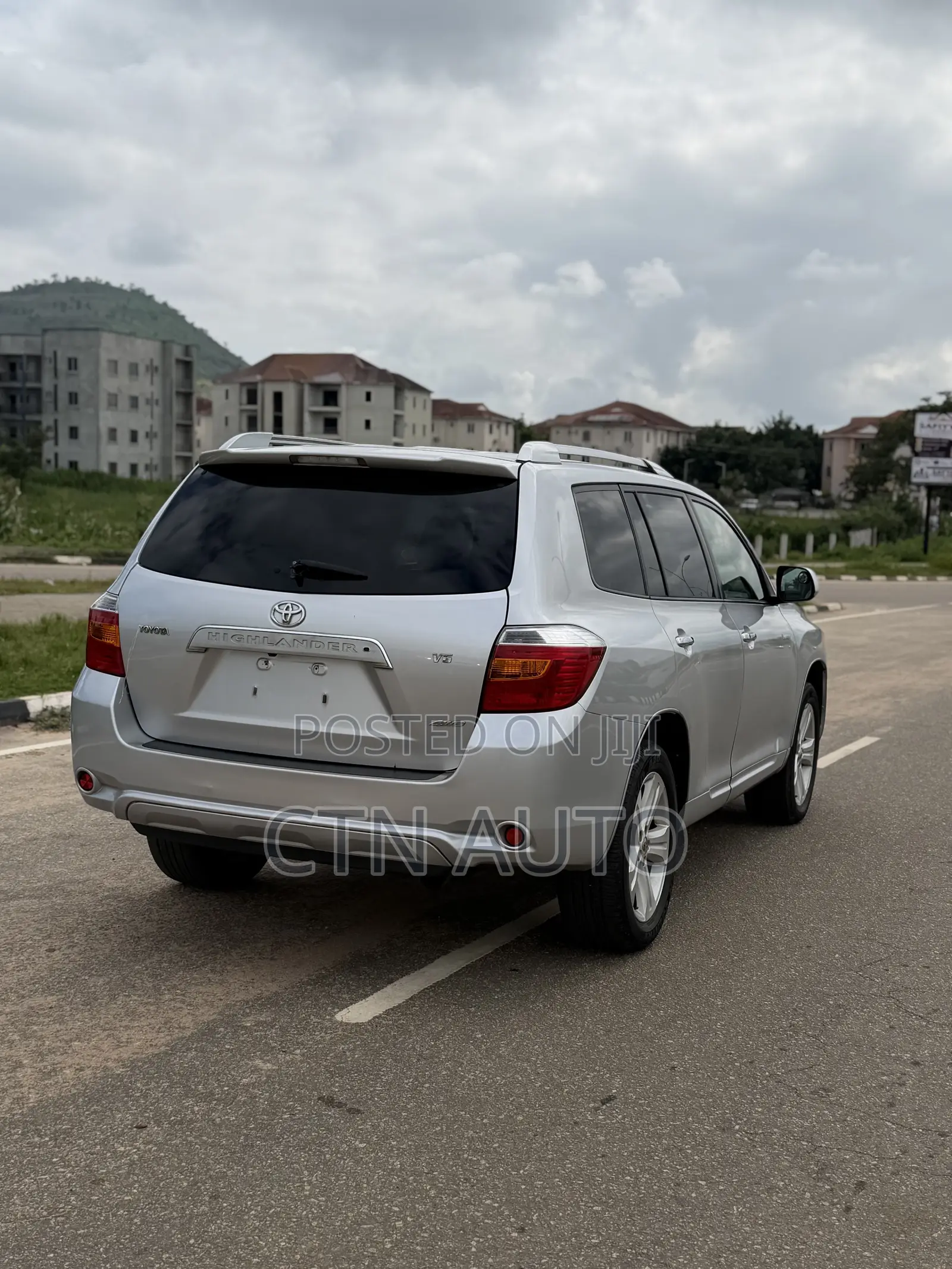 Toyota Highlander Limited 2010 Silver