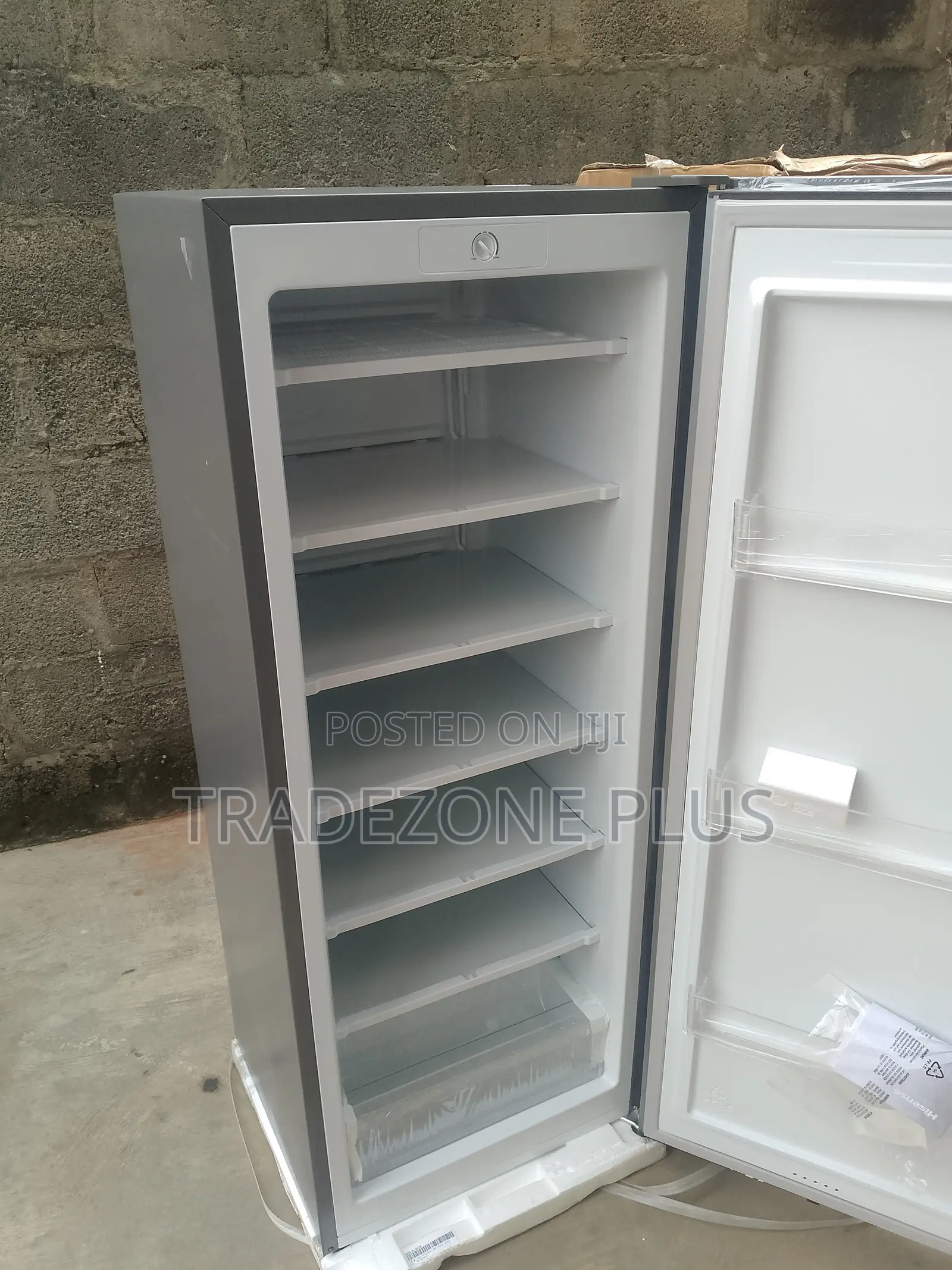 190L Hisense Standing Freezer – Modern Freezing Appliance