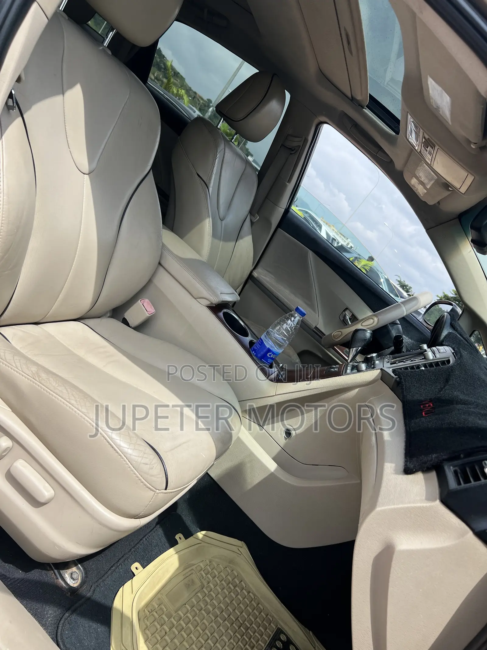 Toyota Venza AWD 2012 Brown