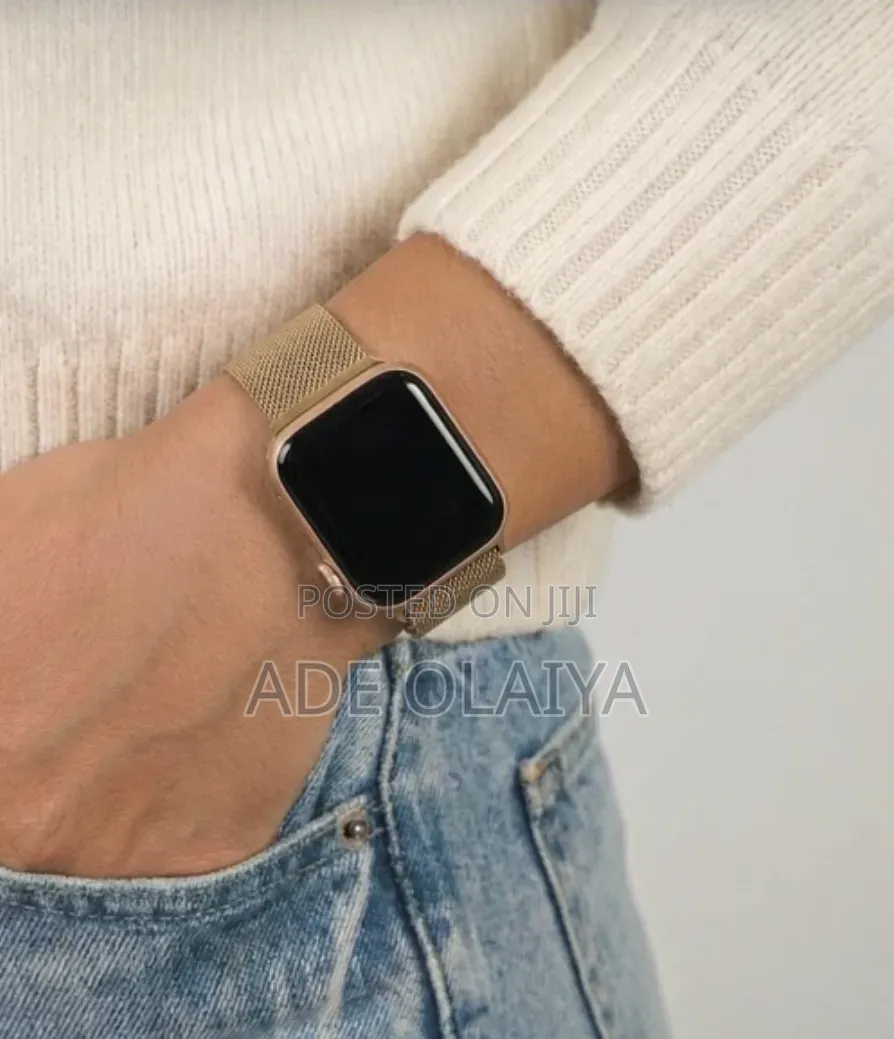 Fitness Tracker Smart Watch