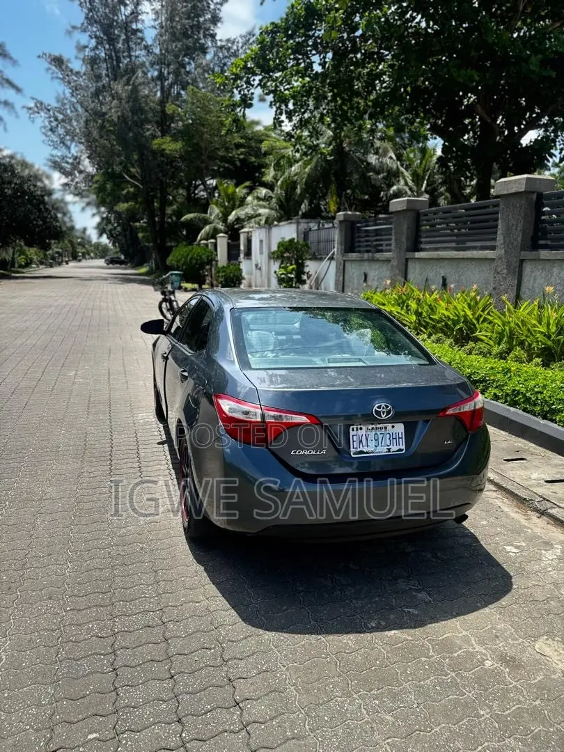 Toyota Corolla LE Eco 4dr Sedan (1.8L 4cyl CVT) 2015 Gray