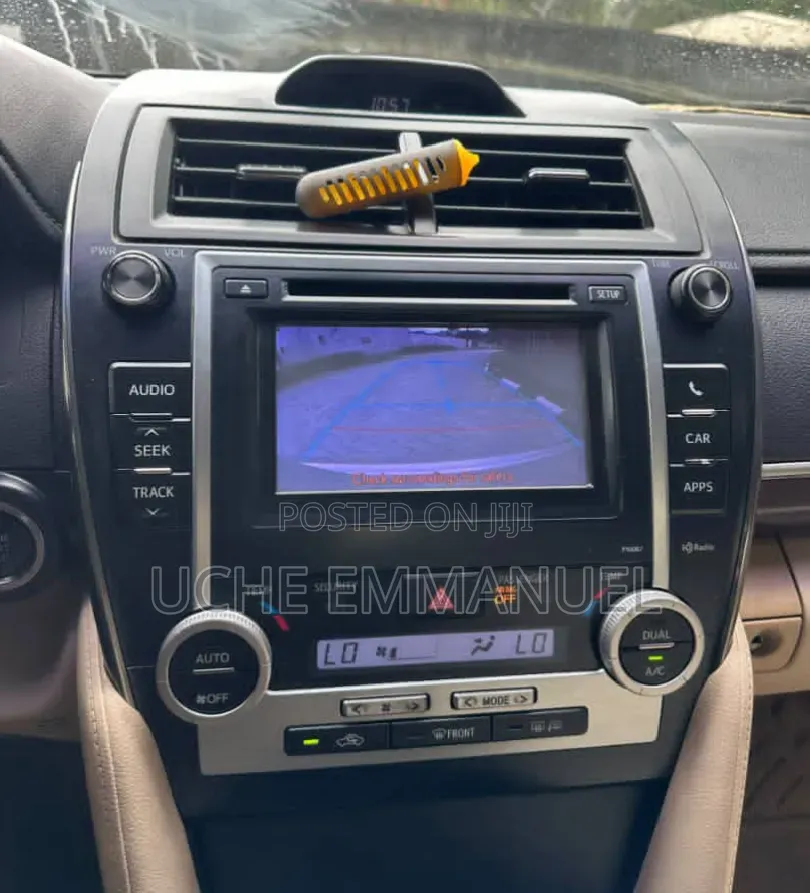 Toyota Camry 2012 Gold