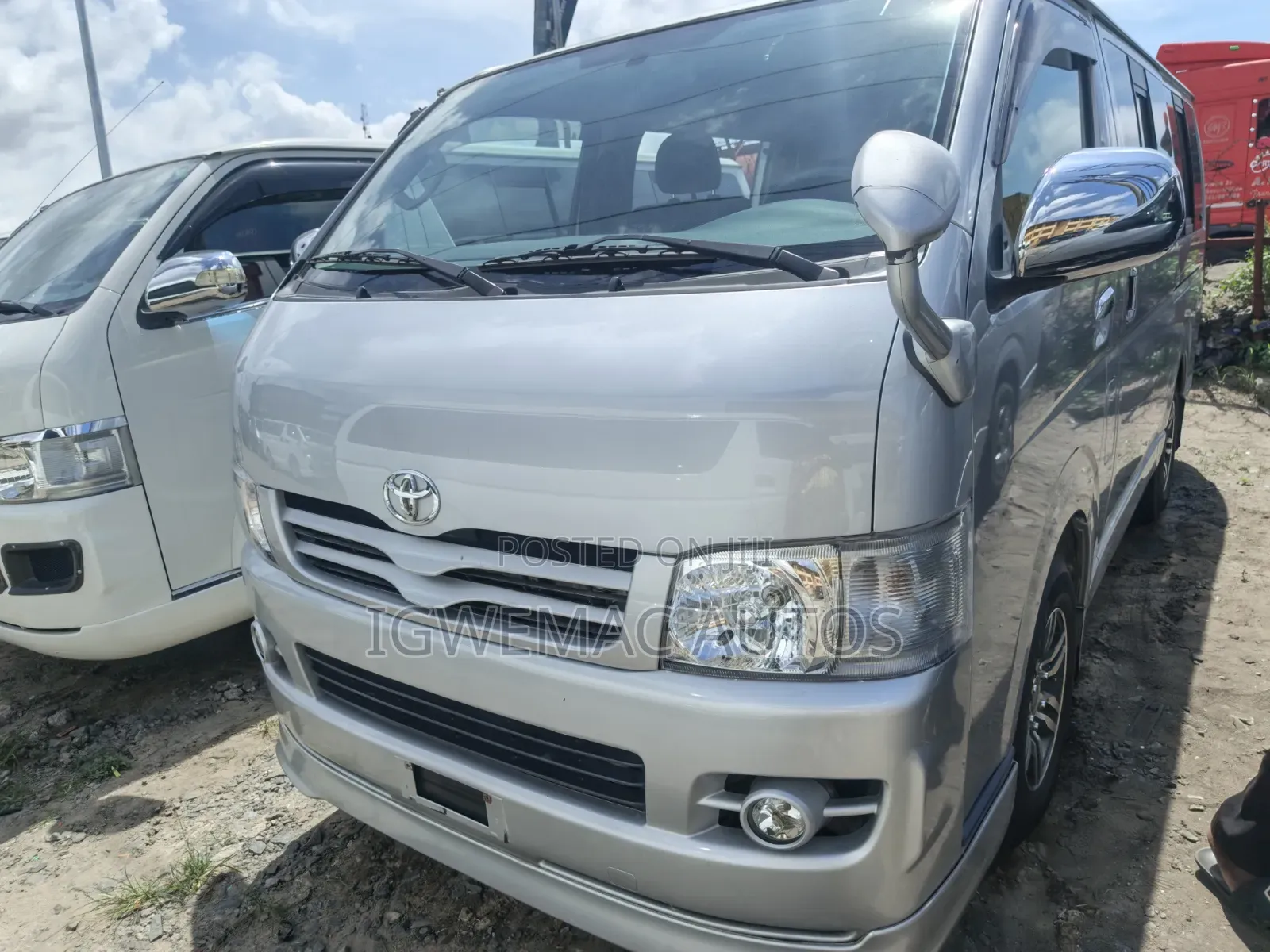 Toyota HiAce 2008 Silver