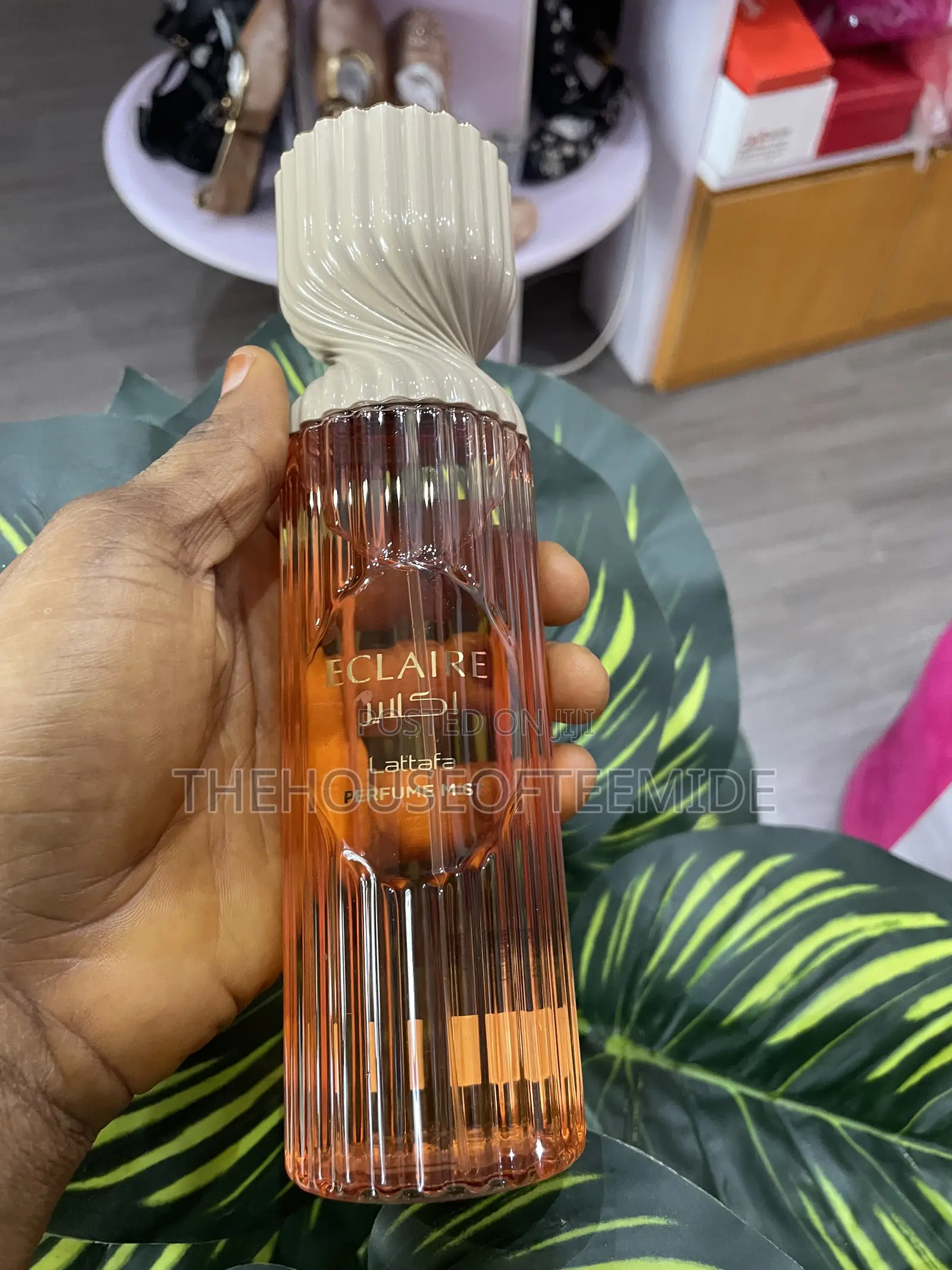 Layaan Lattafa Perfume Mist