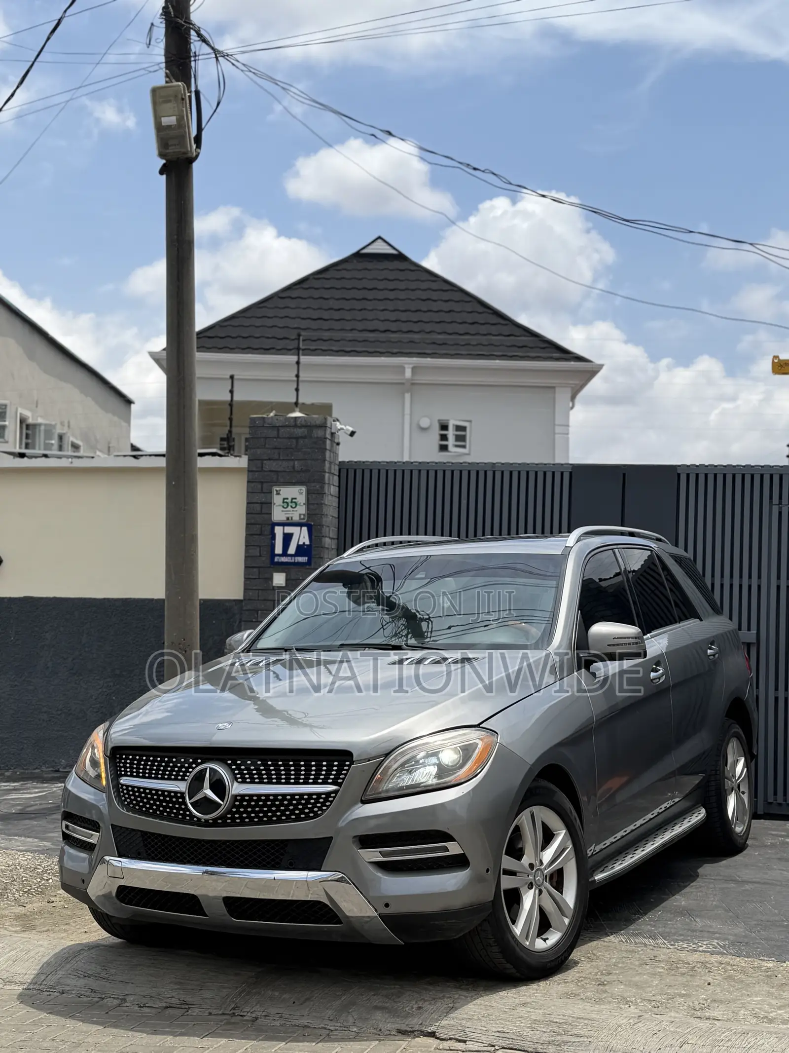 Mercedes-Benz M Class ML350 4MATIC 4dr SUV AWD (3.5L 6cyl 7A) 2014 Gray