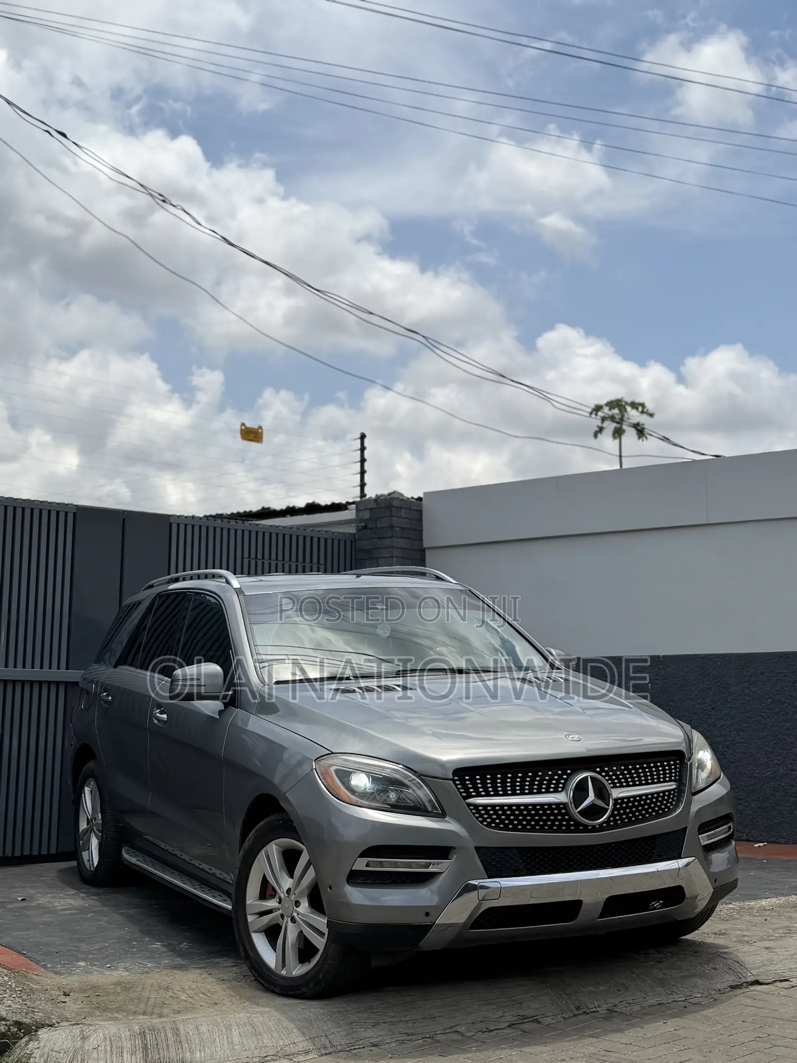 Mercedes-Benz M Class ML350 4MATIC 4dr SUV AWD (3.5L 6cyl 7A) 2014 Gray