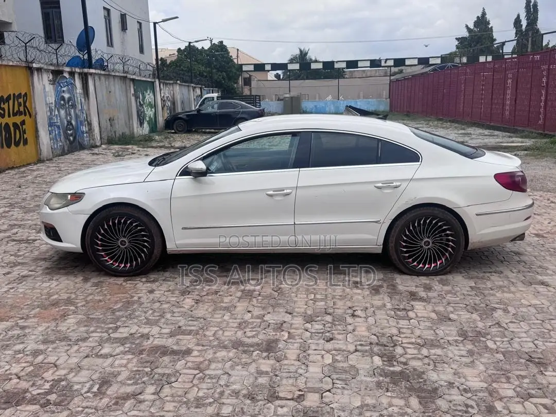 Volkswagen Passat 2.0T FSi Sportline Tiptronic 2010 White