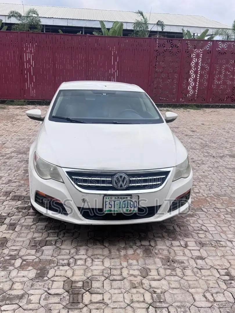 Volkswagen Passat 2.0T FSi Sportline Tiptronic 2010 White