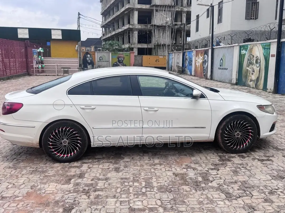 Volkswagen Passat 2.0T FSi Sportline Tiptronic 2010 White