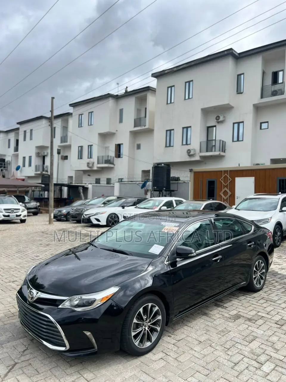 Toyota Avalon XLE Premium FWD Sedan (3.6L 6cyl 6A) 2016 Blue