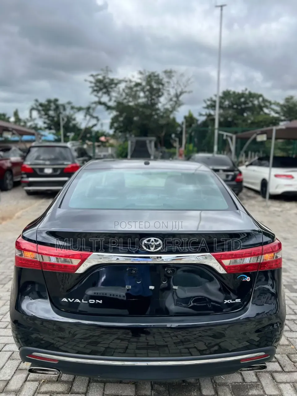 Toyota Avalon XLE Premium FWD Sedan (3.6L 6cyl 6A) 2016 Blue