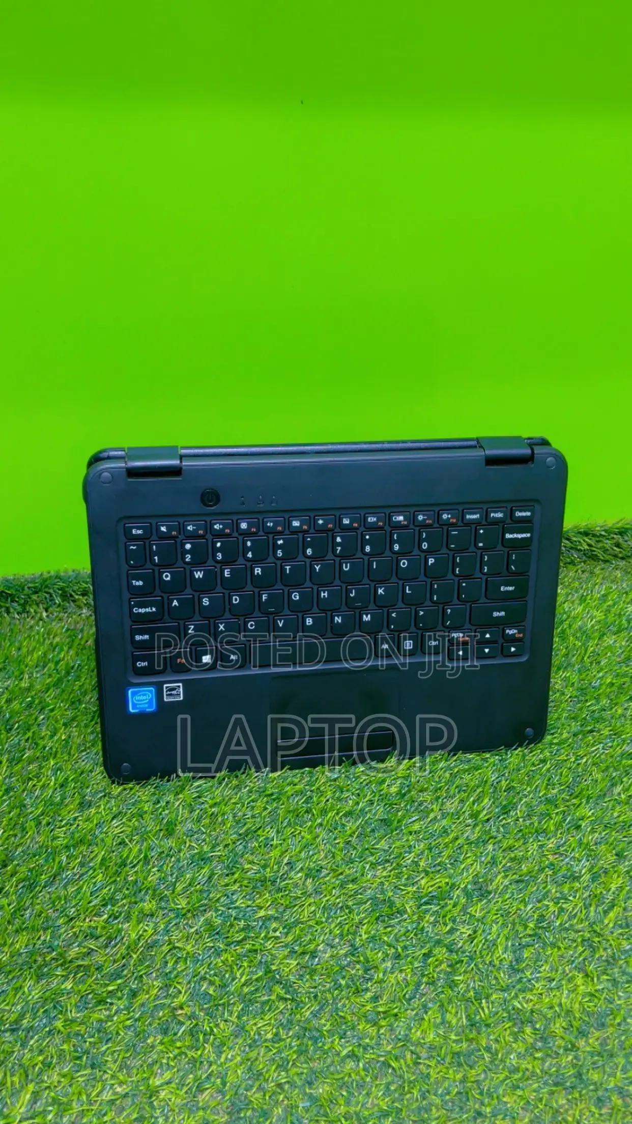Laptop Lenovo 300e 4GB Intel SSD 128GB