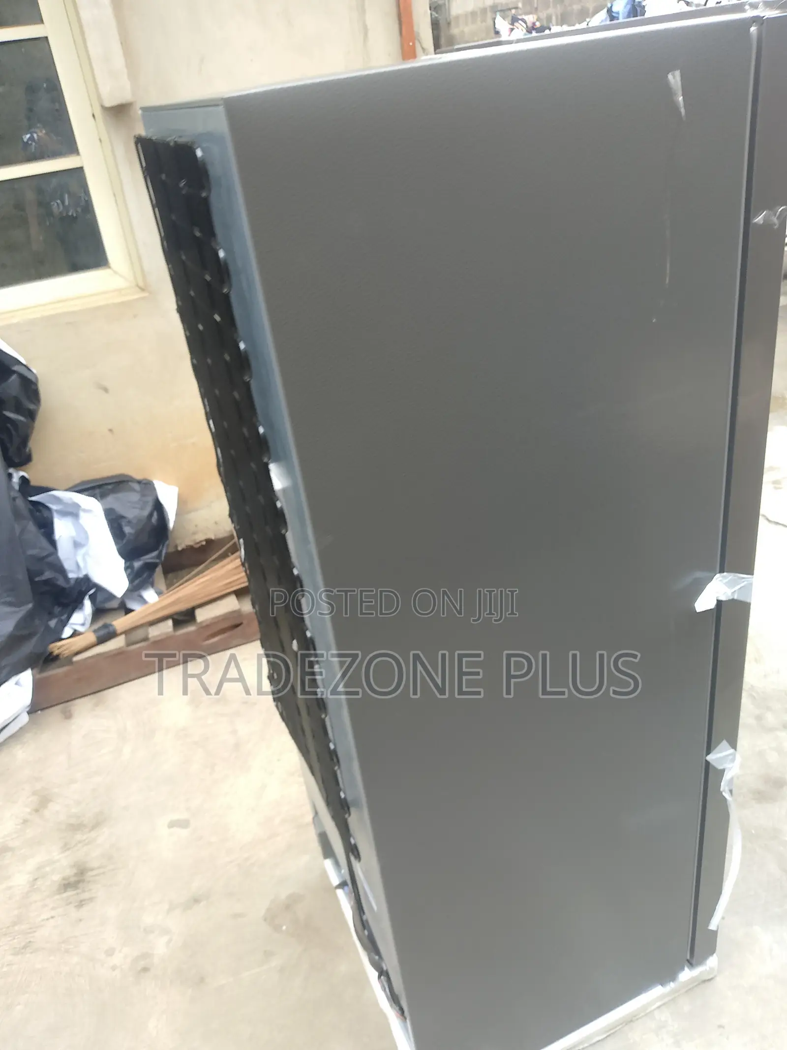 190L Hisense Standing Freezer – Reliable Food Preservation