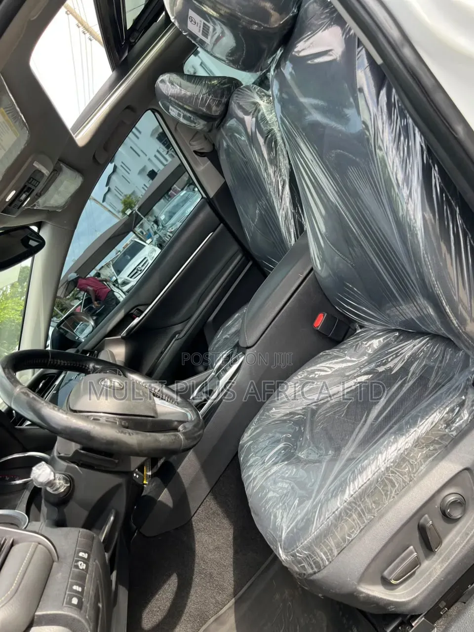 Toyota Camry XLE V6 FWD 2020 White