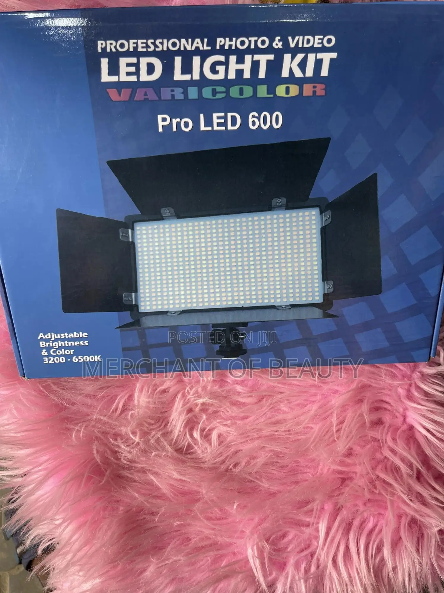 Pro LED 600 Varicolor Video Light - 3200k-6500k Adjustable