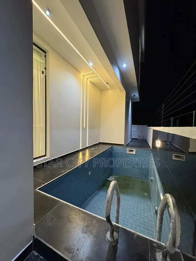 6bdrm Duplex in Orchid Lekki for sale