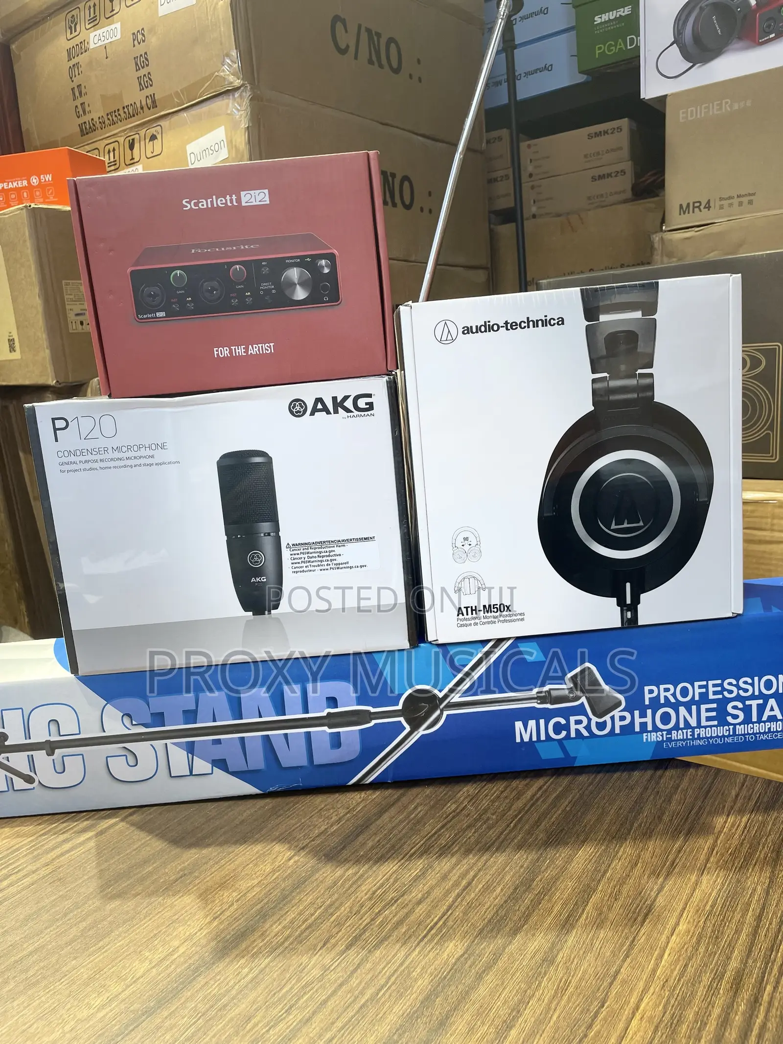 Scarlett 2i2 Soundcard, Mic & Headphone Studio Bundle