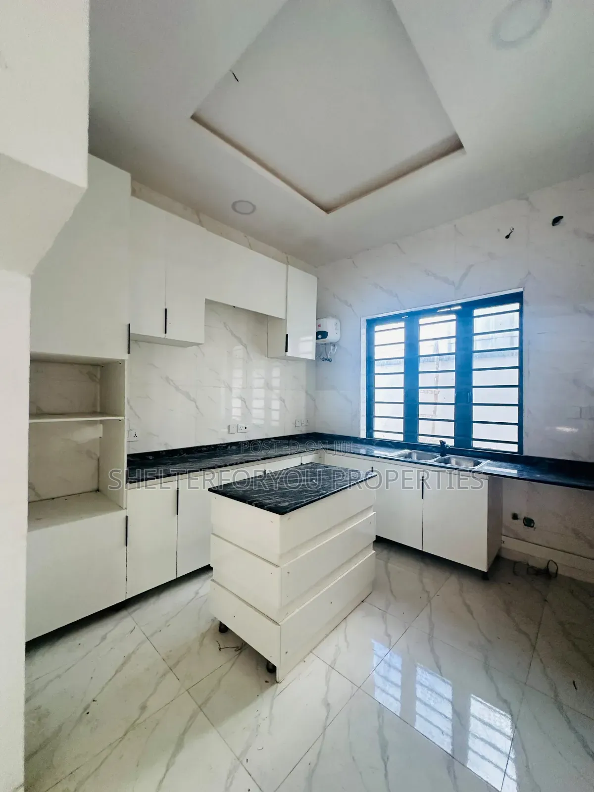 2bdrm Duplex in Lekki Expressway for rent