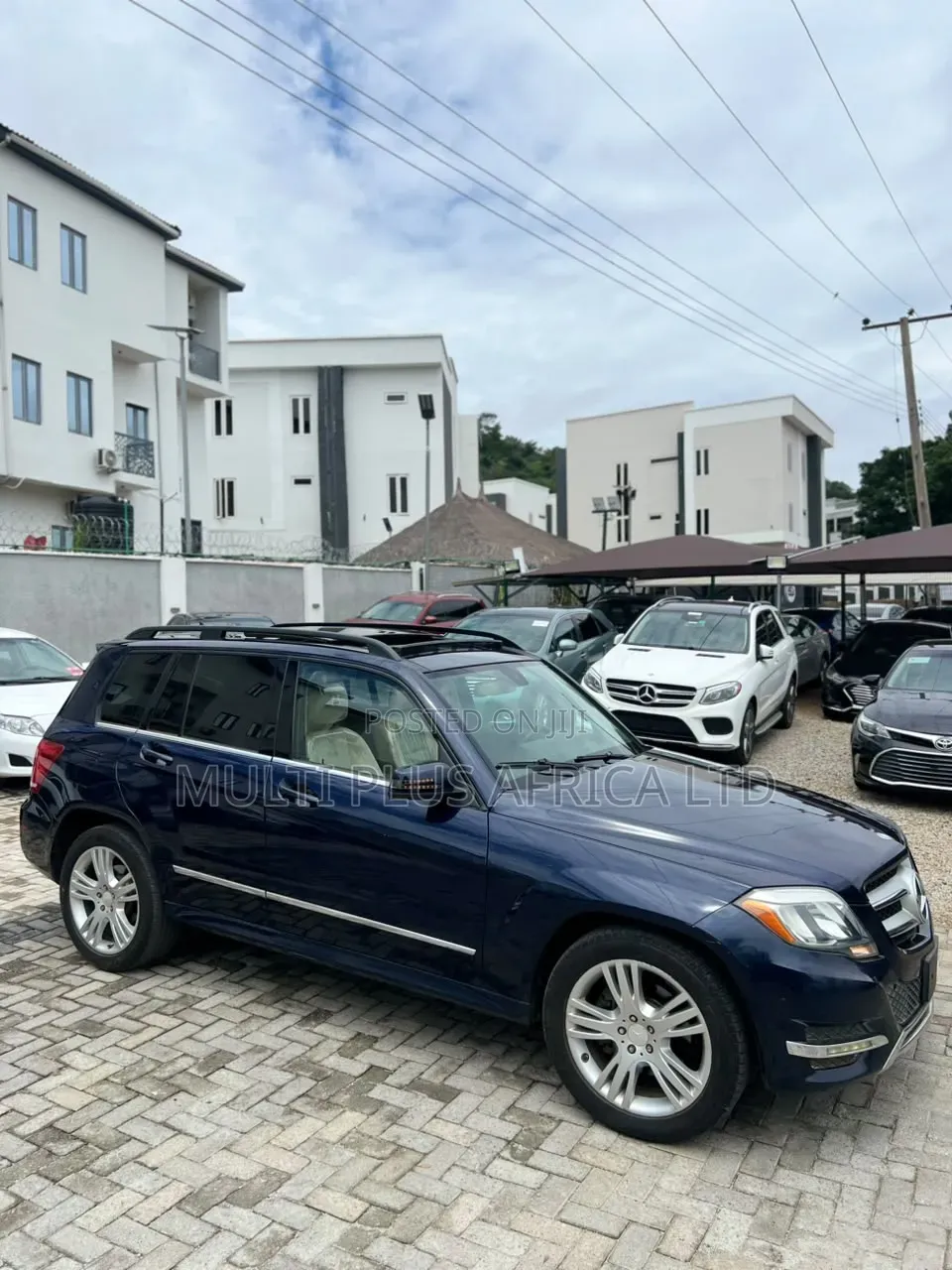 Mercedes-Benz GLK-Class 350 SUV 2013 Blue