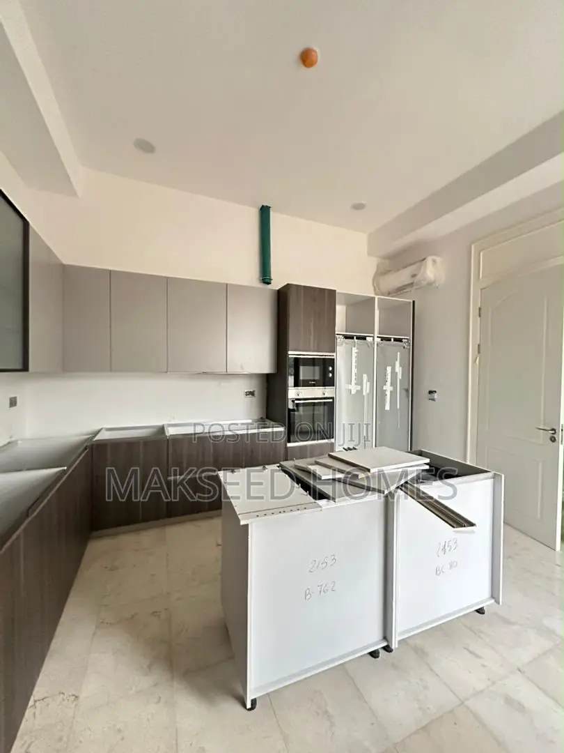 4bdrm Duplex in Old Ikoyi for sale