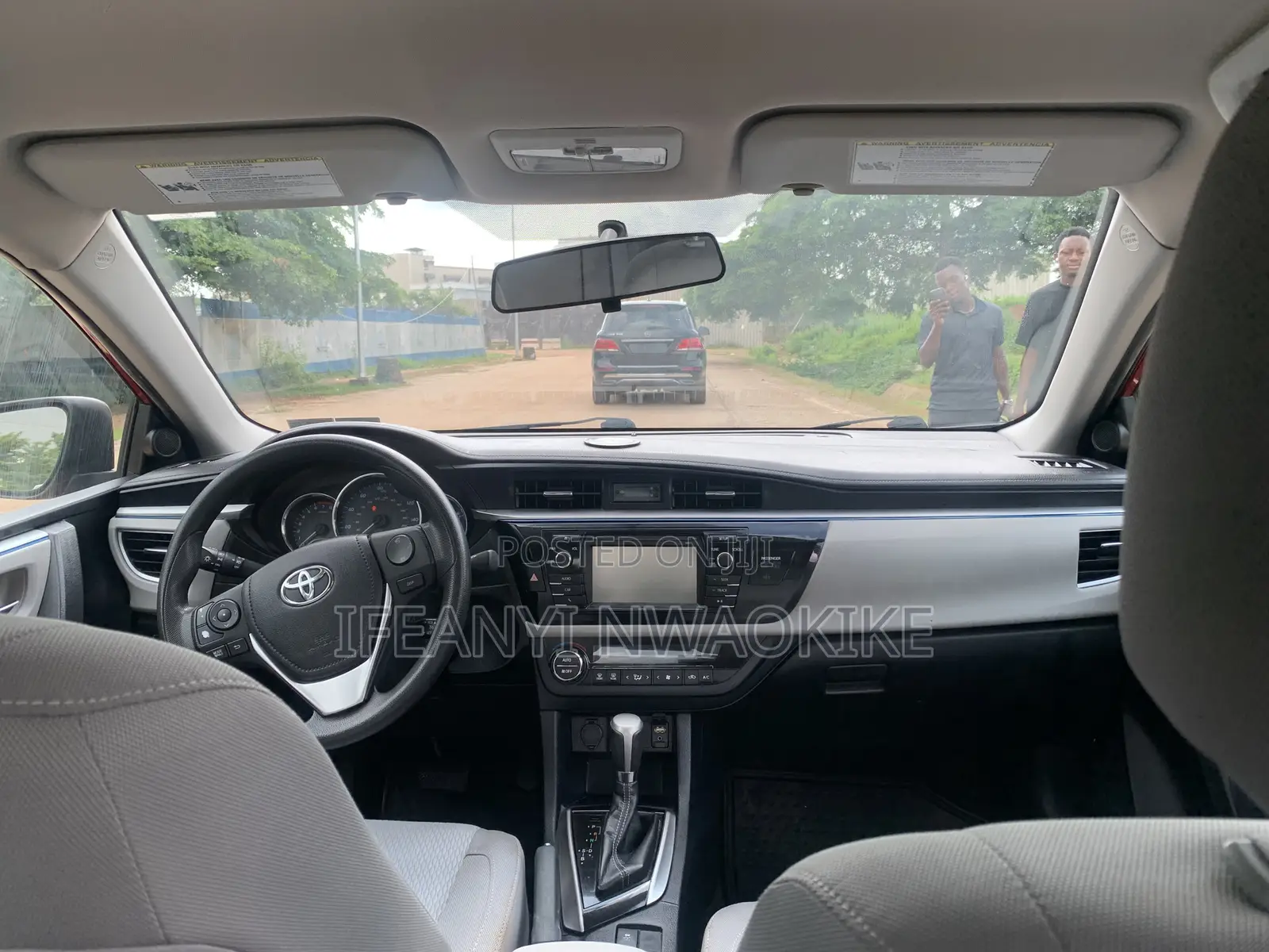 Toyota Corolla LE 4dr Sedan (1.8L 4cyl CVT) 2017 Red