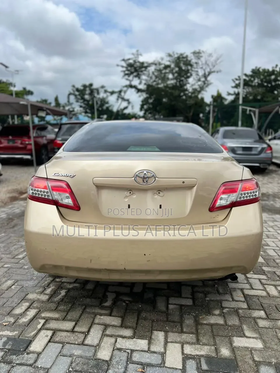 Toyota Camry SE 4dr Sedan (2.4L 4cyl 5A) 2009 Gold