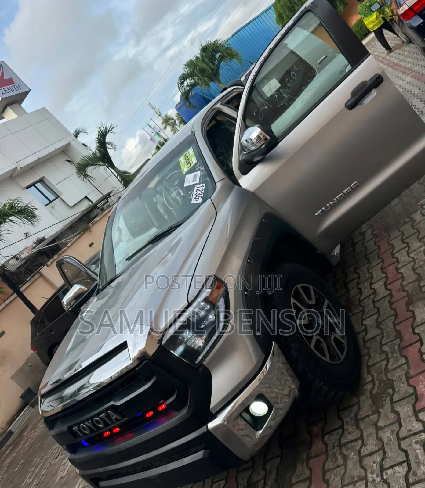 Toyota Tundra 2016 Gray