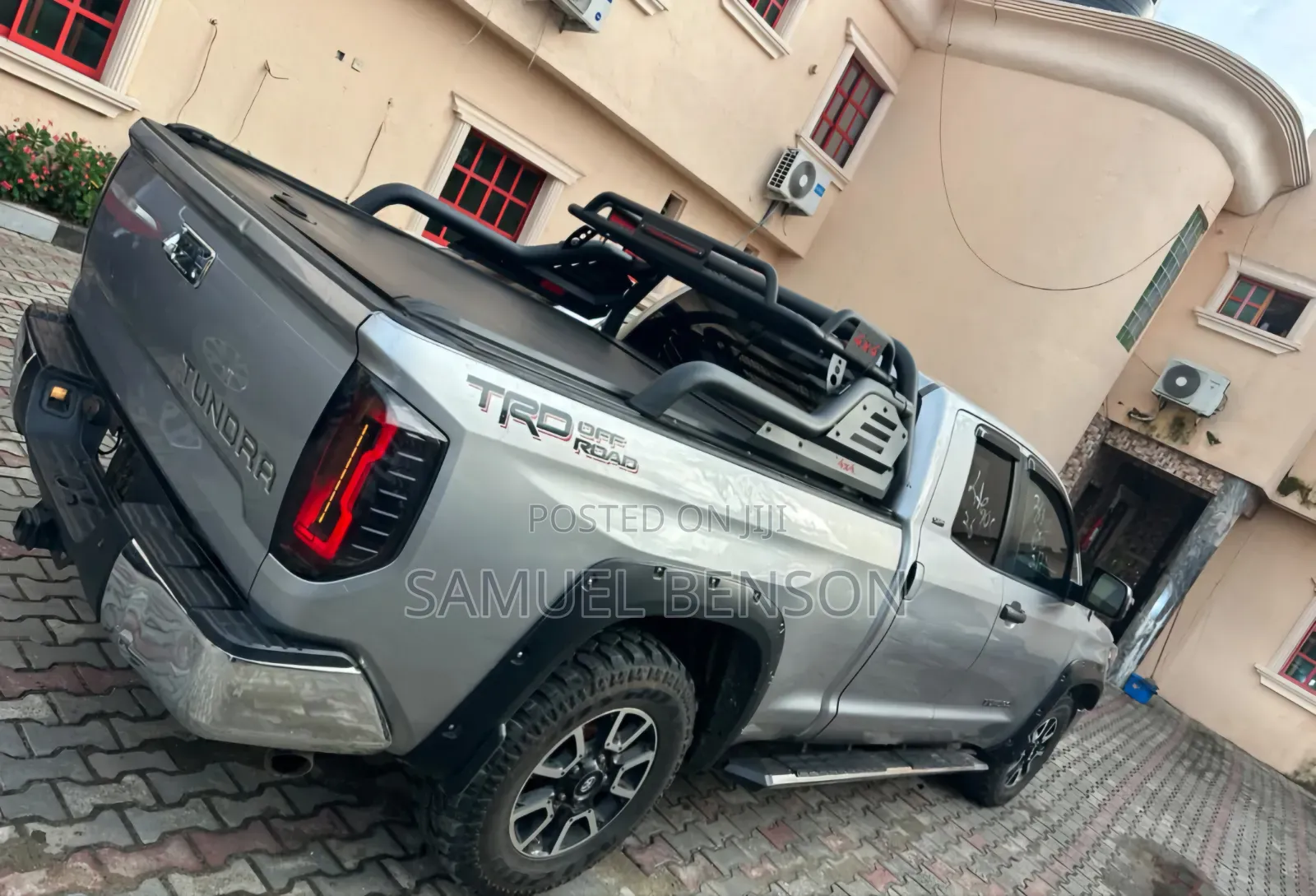 Toyota Tundra 2016 Gray