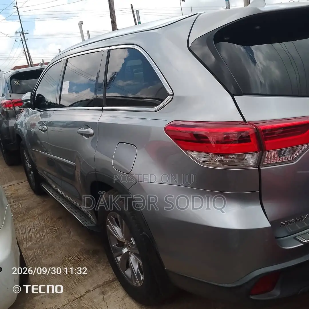 Toyota Highlander 2016 Silver