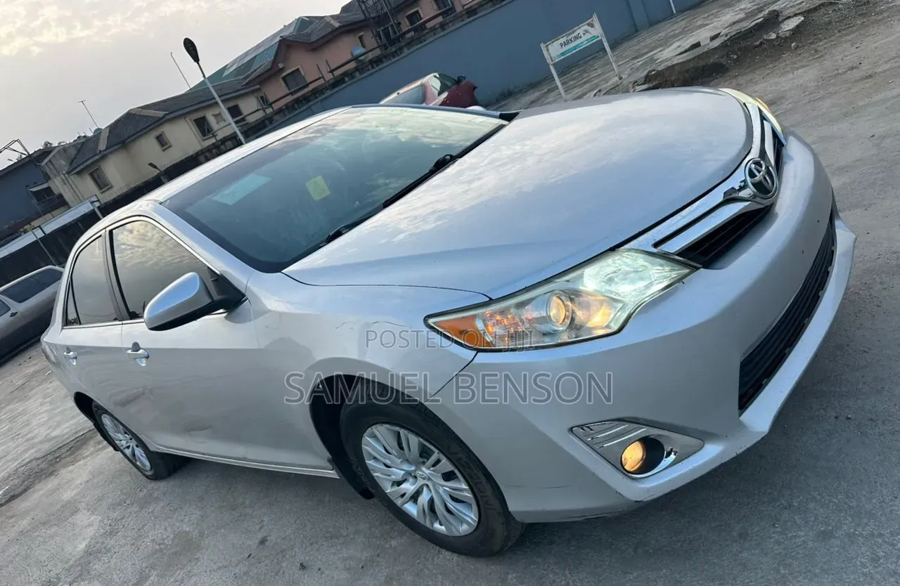 Toyota Camry 2013 Silver