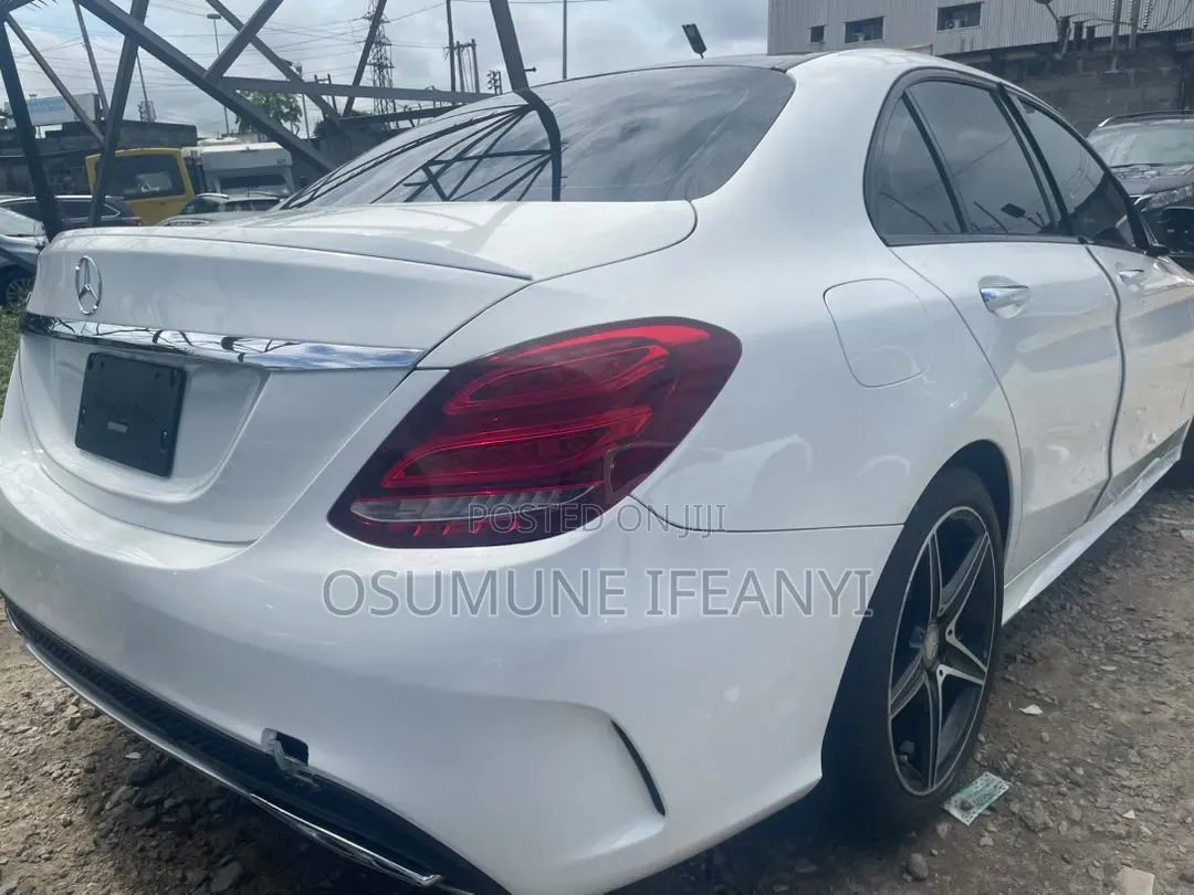 Mercedes-Benz C450 2016 White
