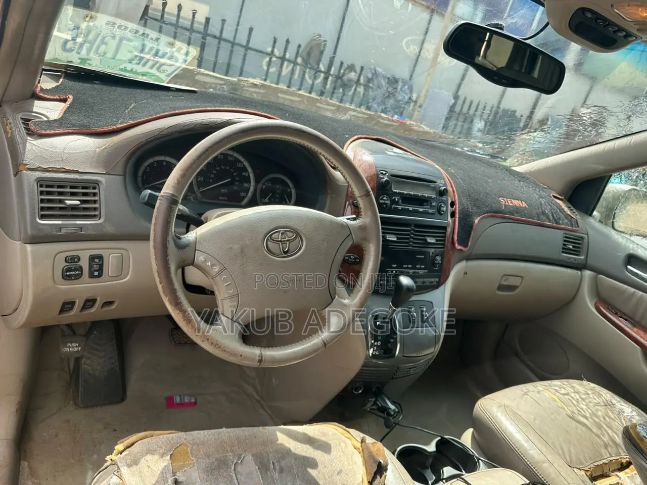 Toyota Sienna 2006 Gold